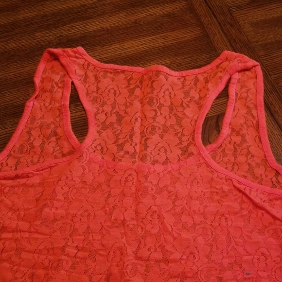 Ladies sheer tank - Picture 3 of 4